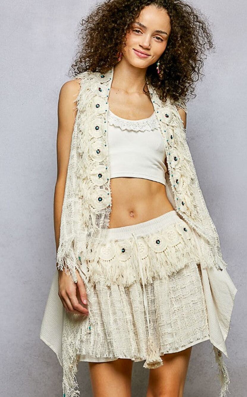 Fringe Circle Motif Trim Vest